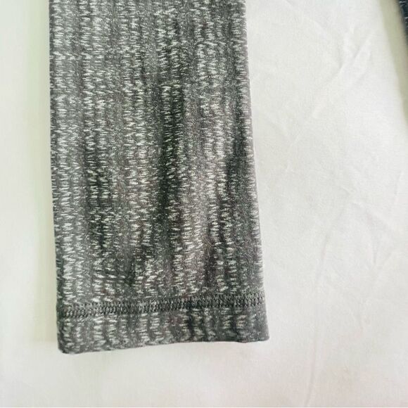 LULULEMON ATHLETICA Wunder Under Crop Ziggy Wee October Angle Wing SIZE 4 - Picture 6 of 7